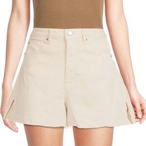 NWT WeWoreWhat High Rise Boyfriend Shorts in Ivory
